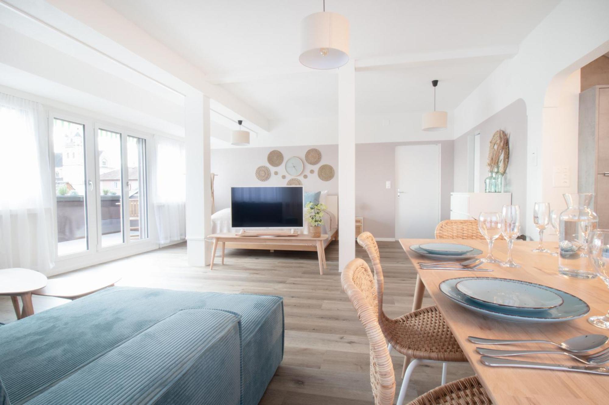 Loewe Apartment Blau Нойхаузен-ам-Райнфалль Экстерьер фото